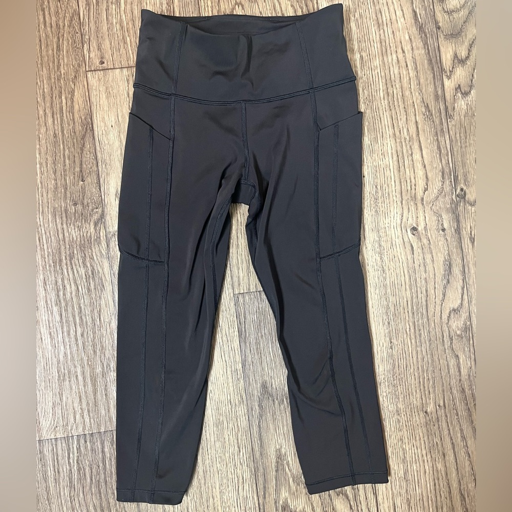 Athleta Black Capris